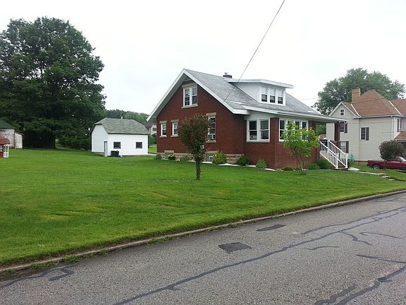 Well maintained lawn