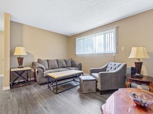 612 S Van Buren St APT 4, Iowa City, IA 52240