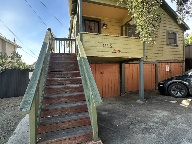 729 1/2 Florida St — Photo 7