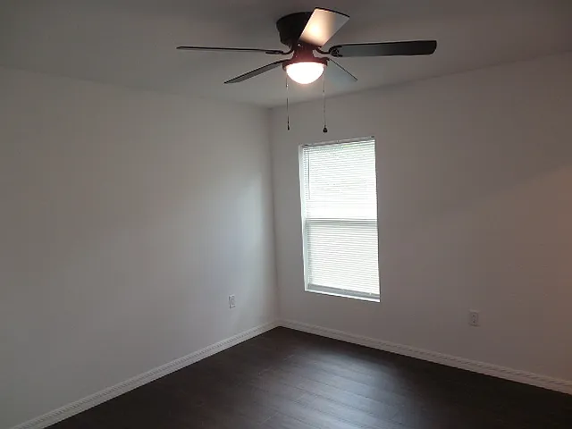10313 Usher St — Photo 14