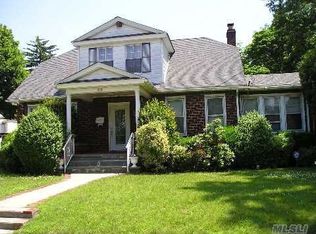 46 Clarendon Rd, Hempstead, NY 11550