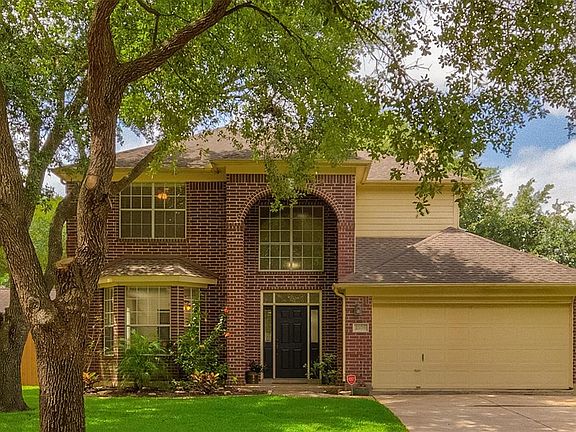 2nd image of 2108 Hollow Reef Cir