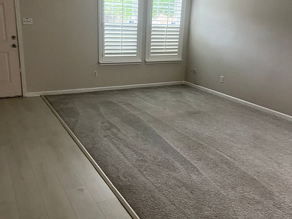 Entrance Living Room