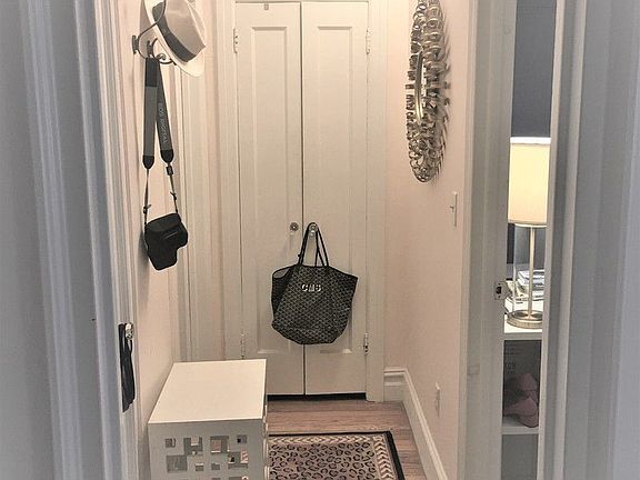 2nd image of 50 W 72nd St APT 702