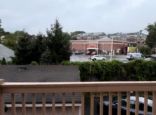 19 44th St FLOOR 2, Maplewood, NJ 07040