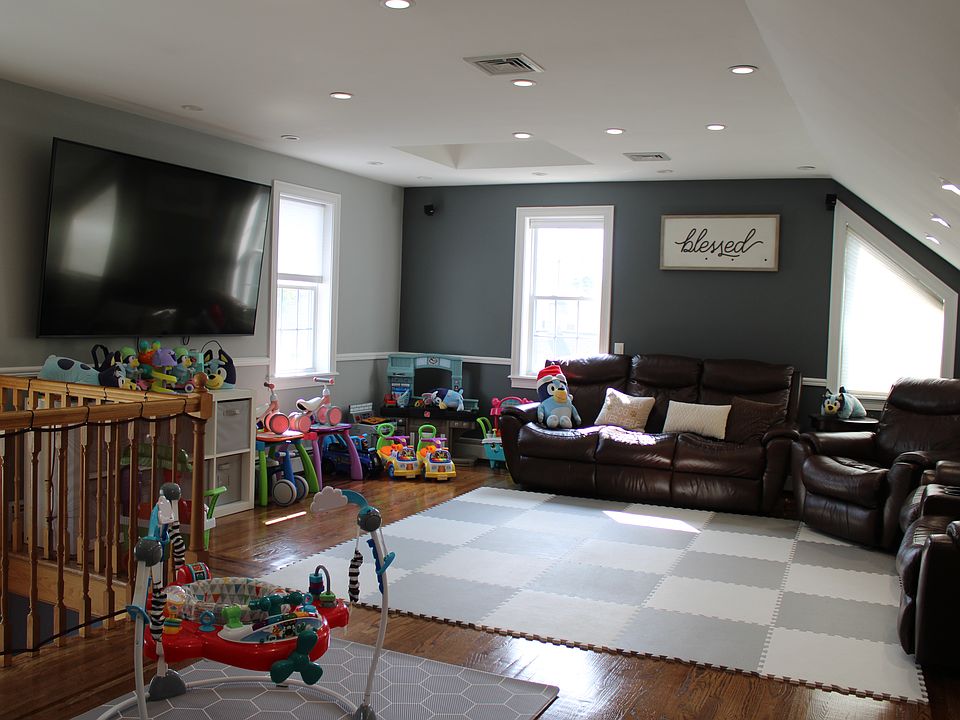 Entertainment room