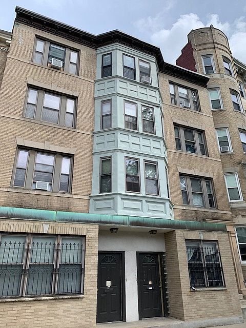 1st image of 1343 Commonwealth Ave #1