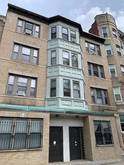 1343 Commonwealth Ave #1