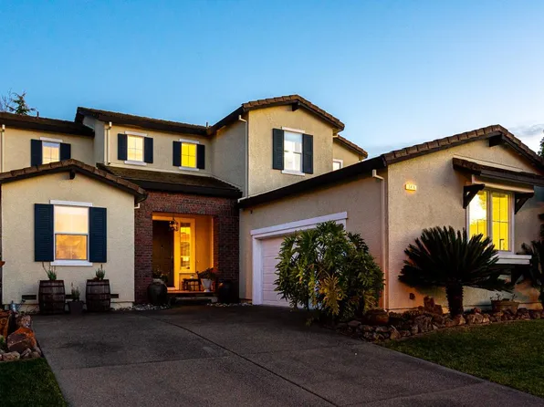 8414 Stomper Drive, Windsor, CA 95492