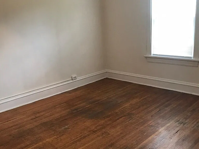 1214 W Franklin St #9 — Photo 8