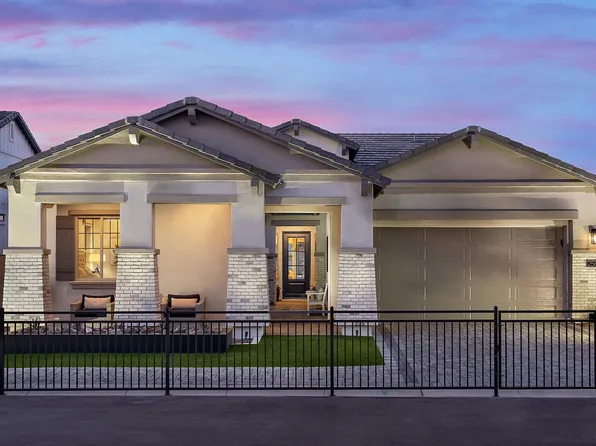 1065 E GLENEAGLE Drive, Chandler, AZ 85249