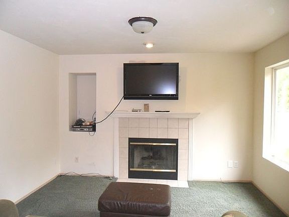 4th image of 9209 65th Ave E