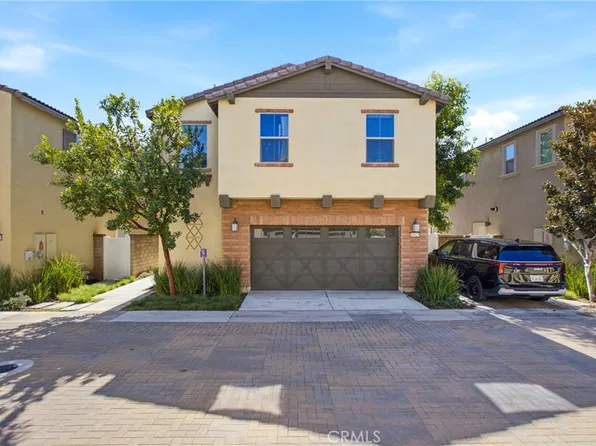 30425 Village Knoll Dr, Menifee, CA 92584