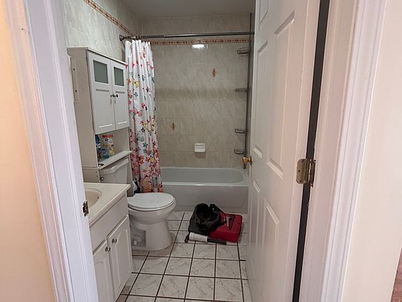 5th image of 3233 Philip Ave APT 3