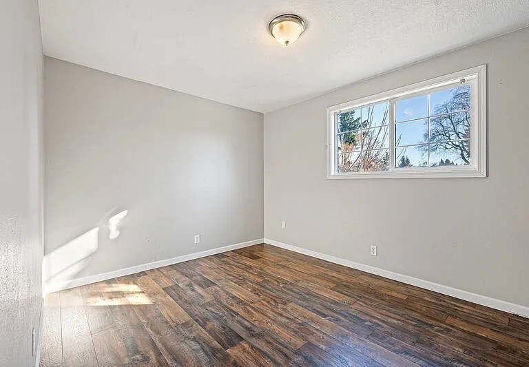 2577 Elysium Ave — Photo 15