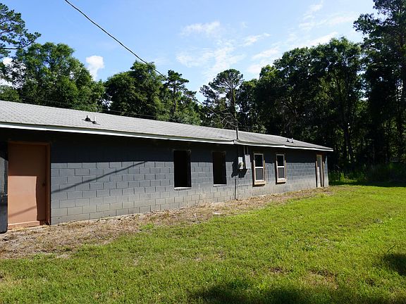 3rd image of 4685 River Rd