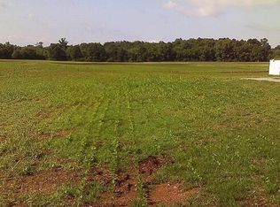 2011 Sims Rd, Shelbyville, TN 37160