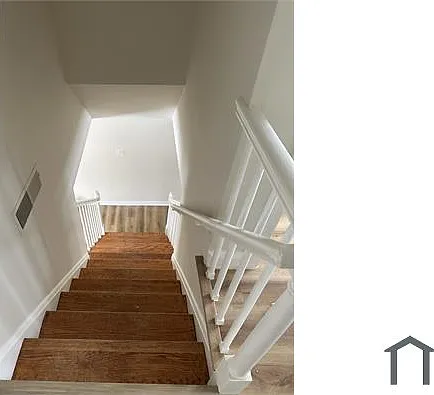 4304 Roberton Ave — Photo 9