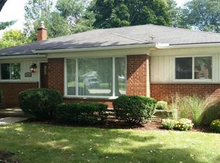 31342 E Rutland St, Beverly Hills, MI 48025