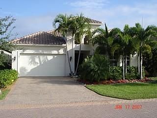 1st image of 4936 Baybridge Blvd