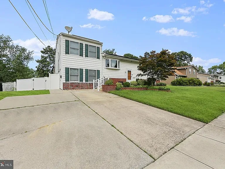 16 Wexford Rd — Photo 42
