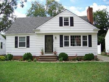 1st image of 16349 Parklawn Ave
