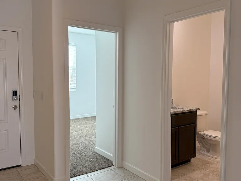 1840 W Spaulding Ave — Photo 21
