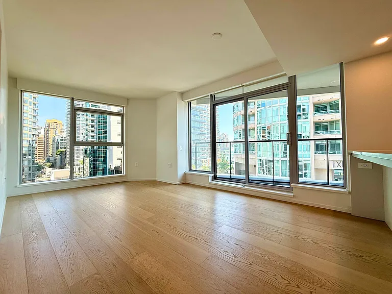 889 Pacific St #1107 — Photo 1