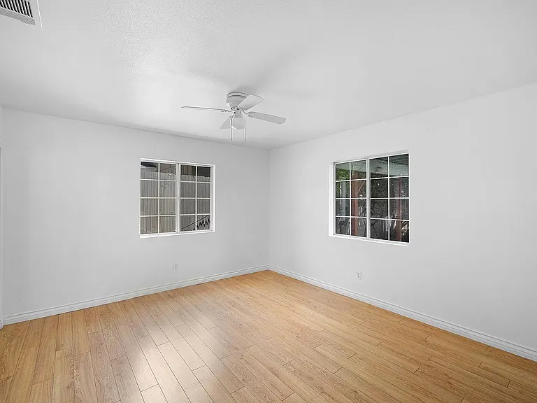 14012 Sayre St — Photo 15