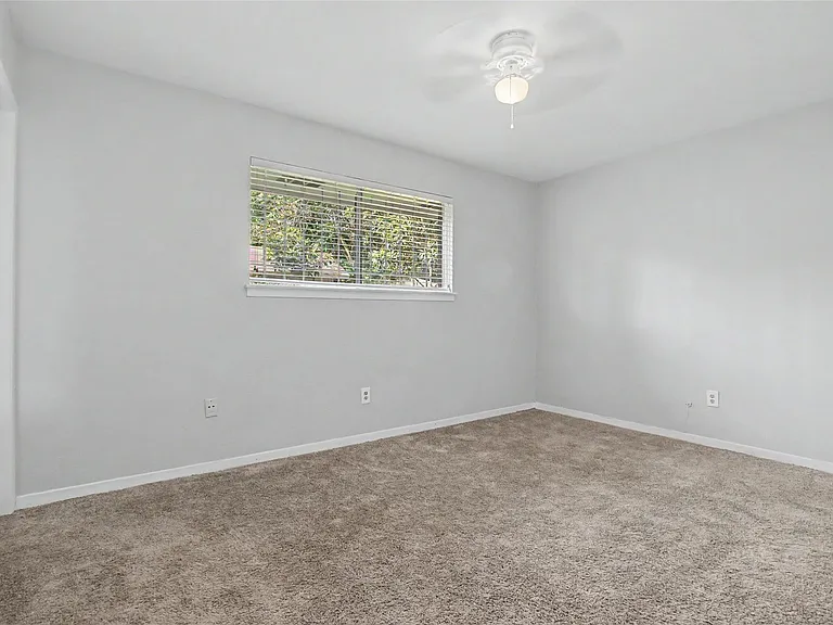 7410 Sawmill Trl — Photo 13