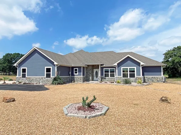 6401 Palomino Ct, Athens, TX 75752