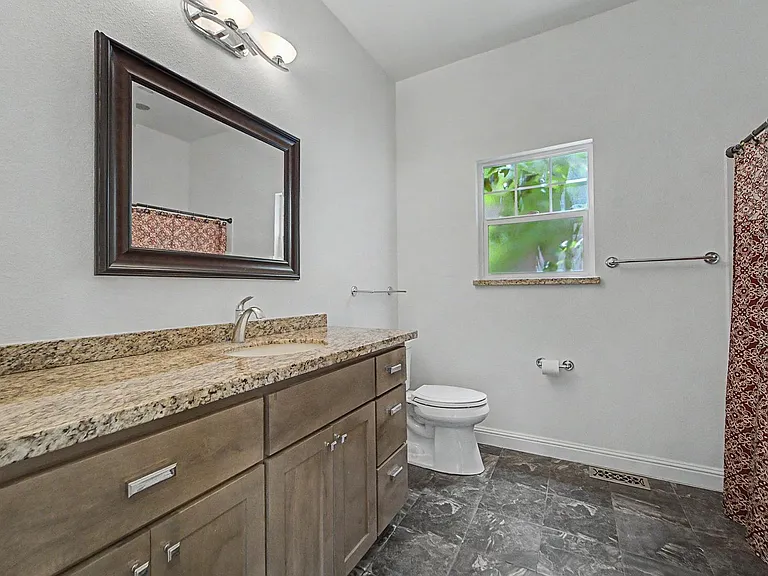 309 B St — Photo 12