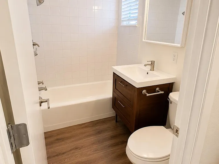 746 W Turney Ave #2 — Photo 9
