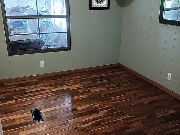 4th image of 73 Stonemont Rd