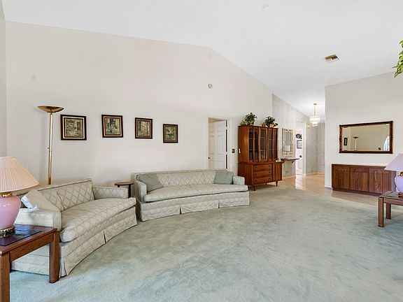 3rd image of 3353 Justin Cir