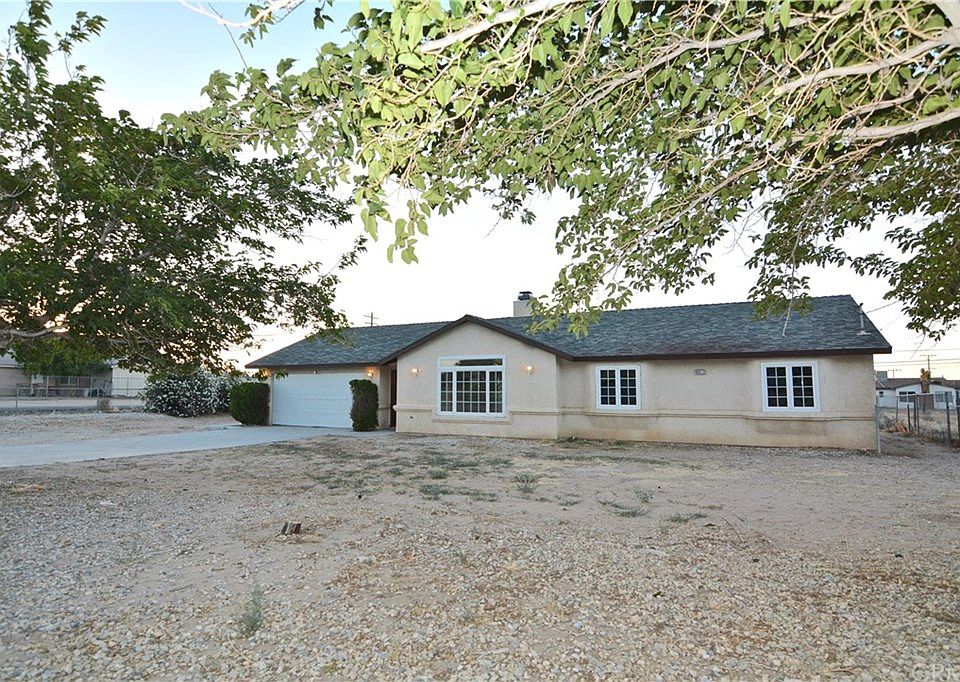 1st image of 18072 Sequoia St