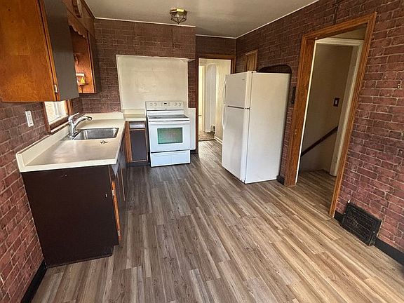 4th image of 4544 Turney Rd