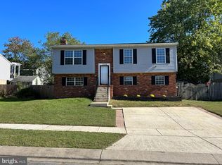 1703 Remington Dr, Crofton, MD 21114