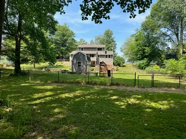 2198 S Stonebridge Rd, Warsaw, IN 46580