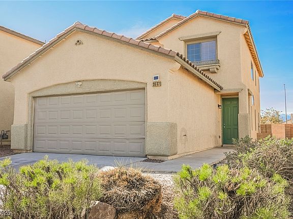 2nd image of 3537 Quiet Pueblo St