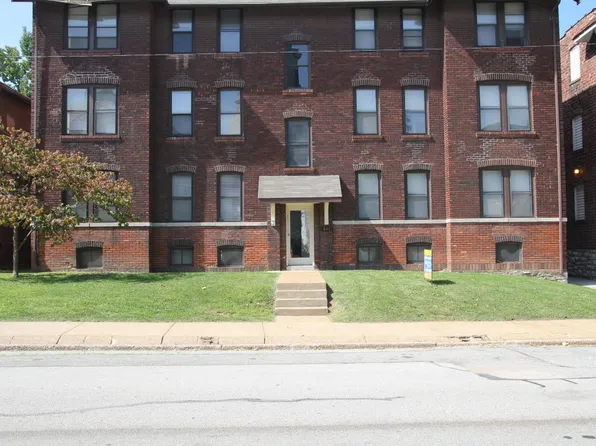 821 Westgate Ave APT 2S, Saint Louis, MO 63130