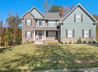 133 Mistletoeberry Rd, Oak Ridge, TN 37830