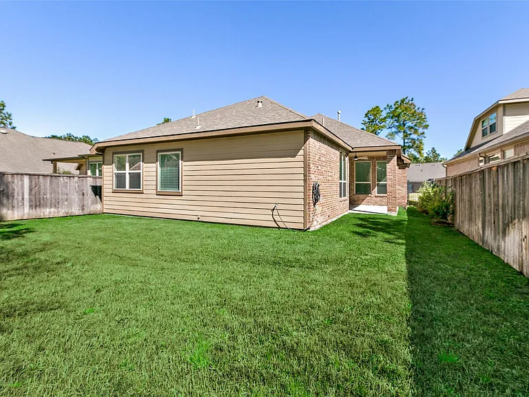 35 E Wolf Cabin Cir — Photo 32