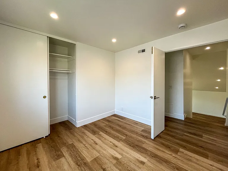 5281 Tattershall Ave — Photo 24