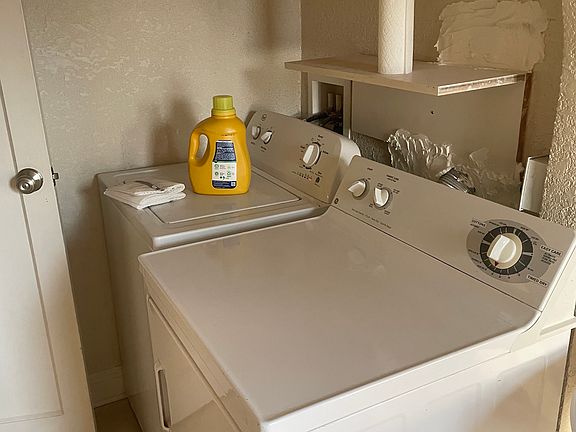 4th image of 323 Wildwood Way #323