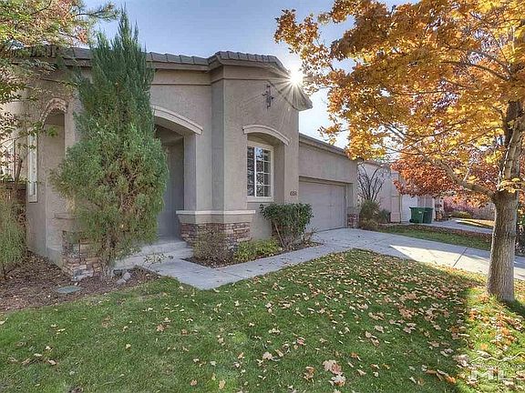 4th image of 4556 Mount Bachelor Dr