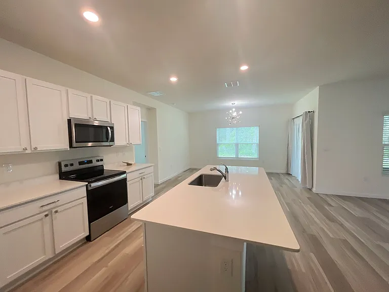 5259 SW 53rd Ln — Photo 7