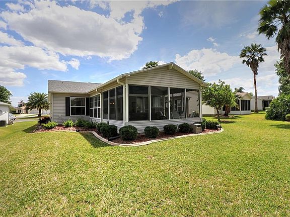 5th image of 2748 Privada Dr