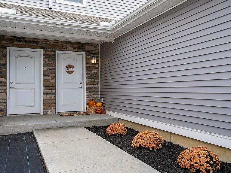 Demorest Townhomes — Photo 31