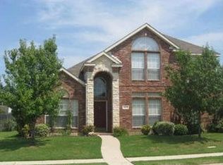 425 Jenkins Ln, Lewisville, TX 75067